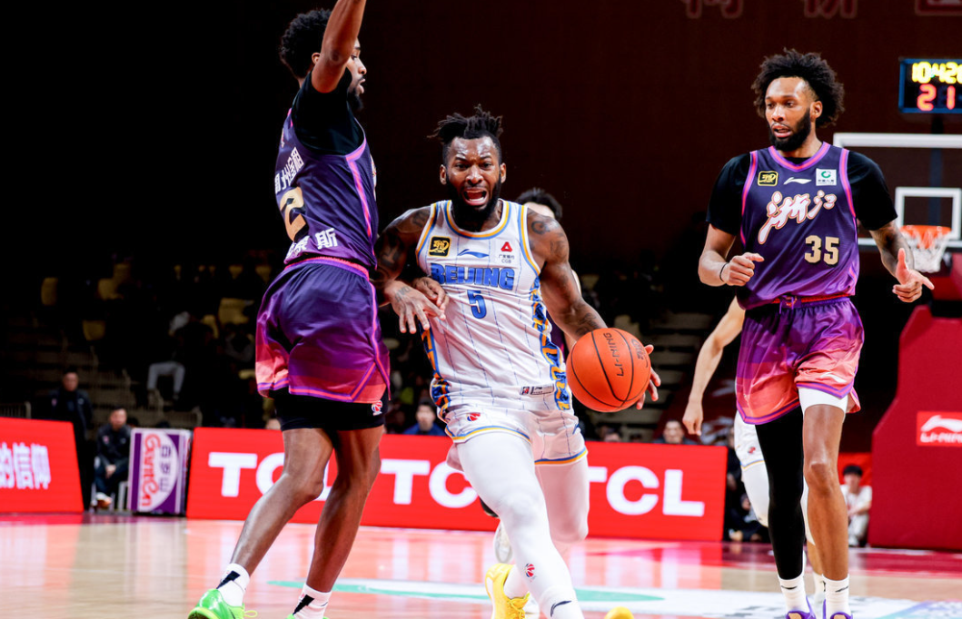 雷速体育-关于国际比赛日北京首钢豪取连胜——CBA季后赛节点到来，震撼外界，心理建设被强调的信息